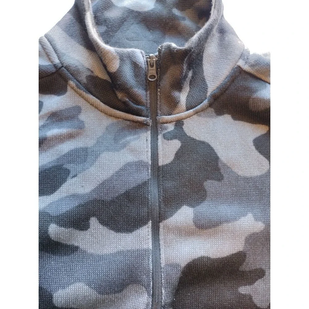 Old Navy Kids Camo Fleece 1/4 Zip Pullover‎ Sweatshirt Size M 8 Gray
